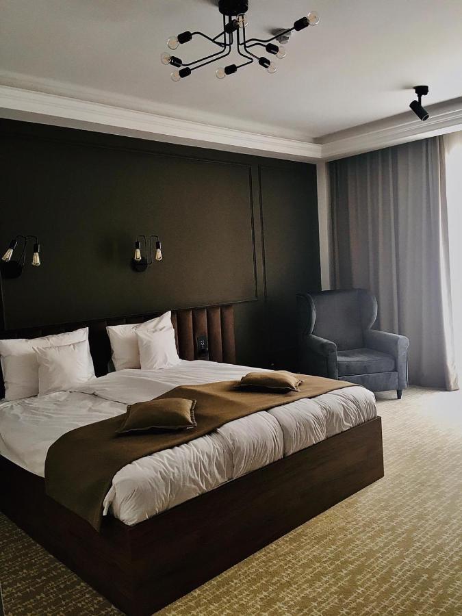Montis Hotel & Spa Мунтеле-Мик Экстерьер фото